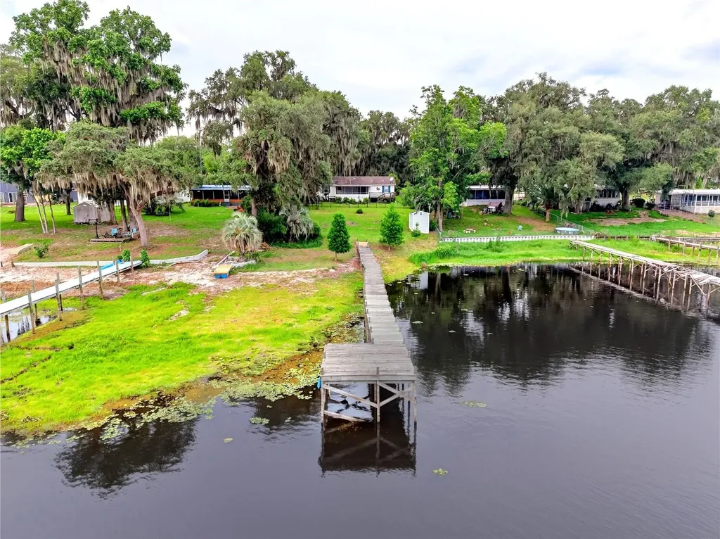 125 Ann Street Hawthorne FL 32640