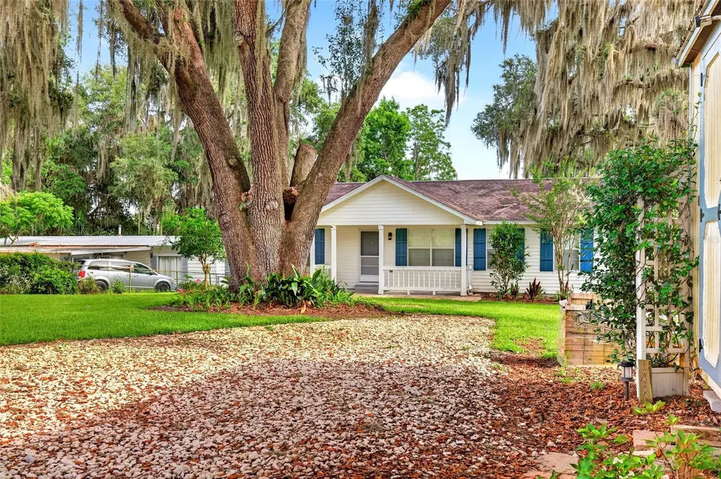 125 Ann Street Hawthorne FL 32640