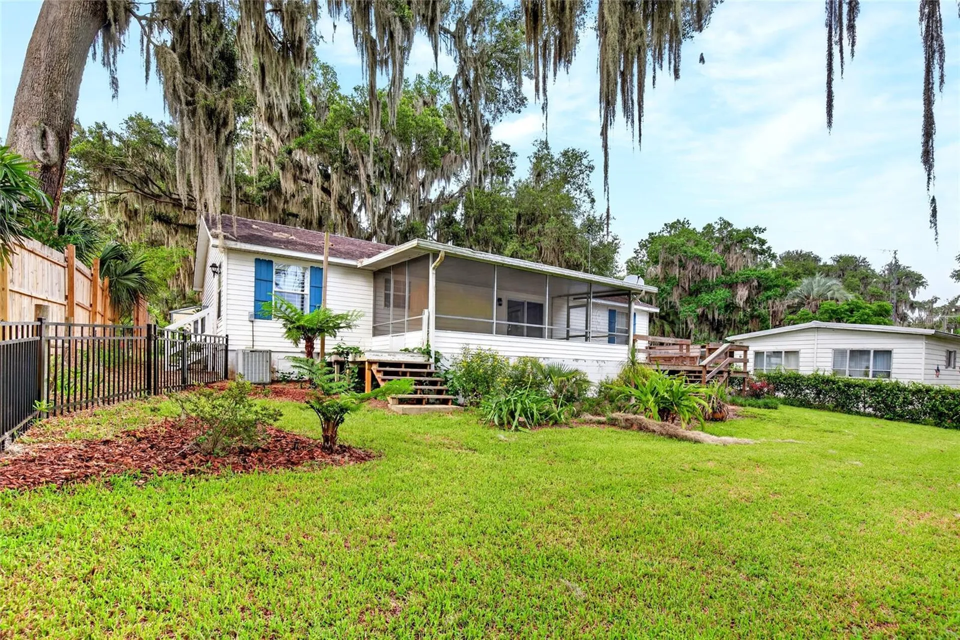 125 Ann Street Hawthorne FL 32640