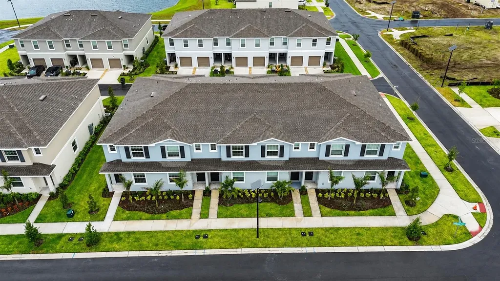 2239 Rose Finch Hill Place Wimauma FL 33598