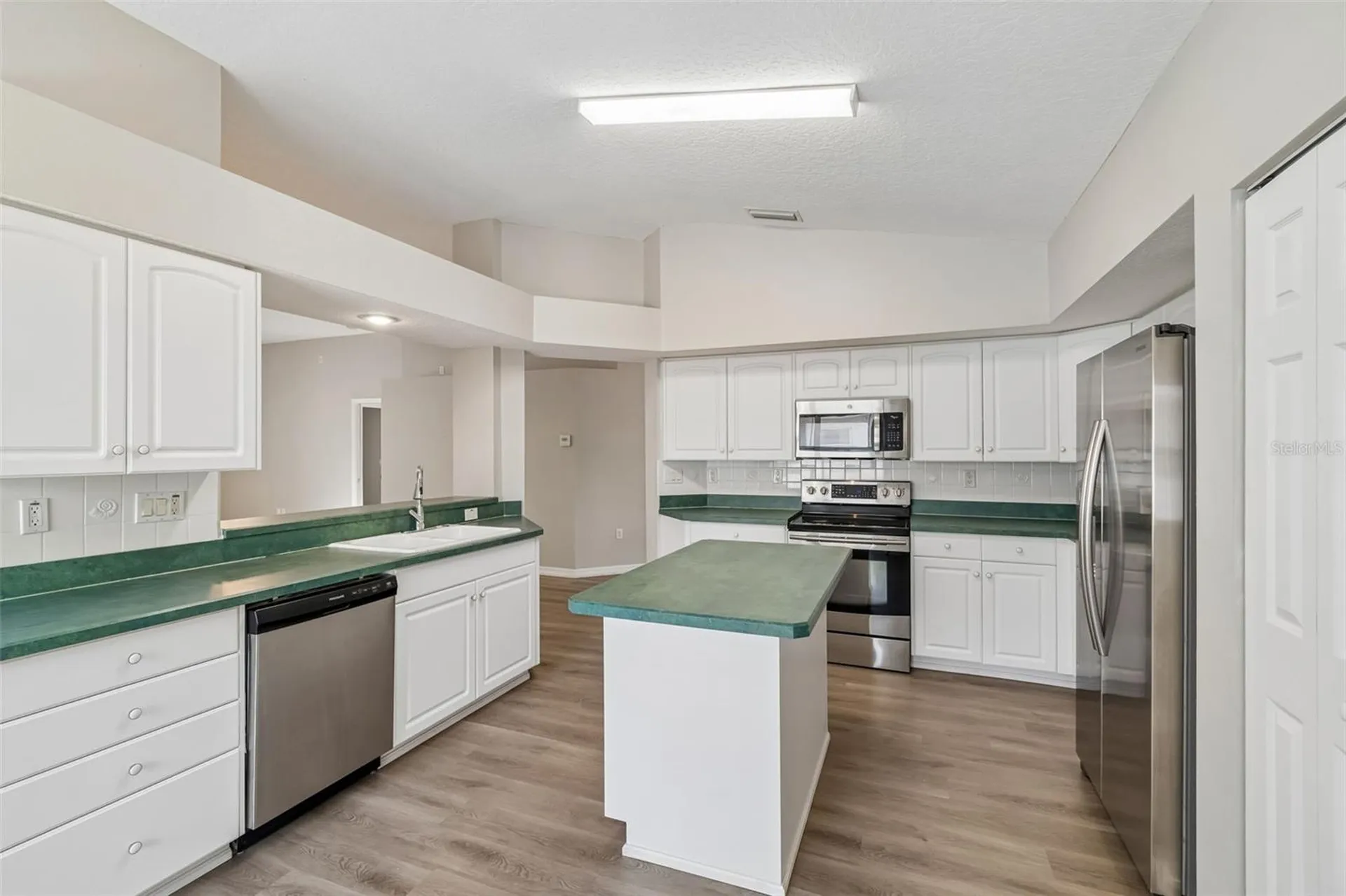 1441 Watermill Circle Tarpon Springs FL 34689