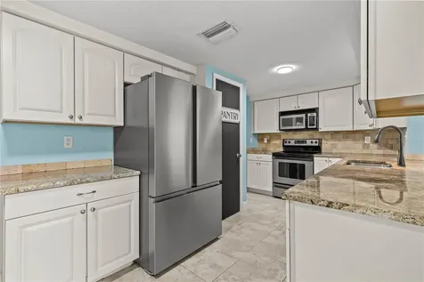 8519 Arrowhead Drive Hudson FL 34667