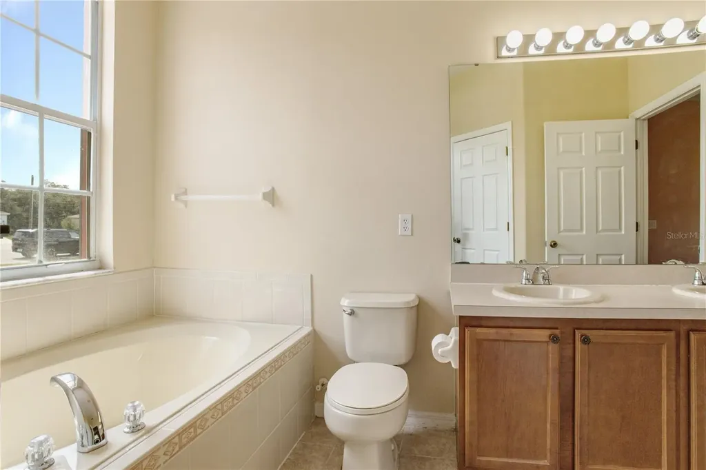 457 Rio Grande Lane Kissimmee FL 34759