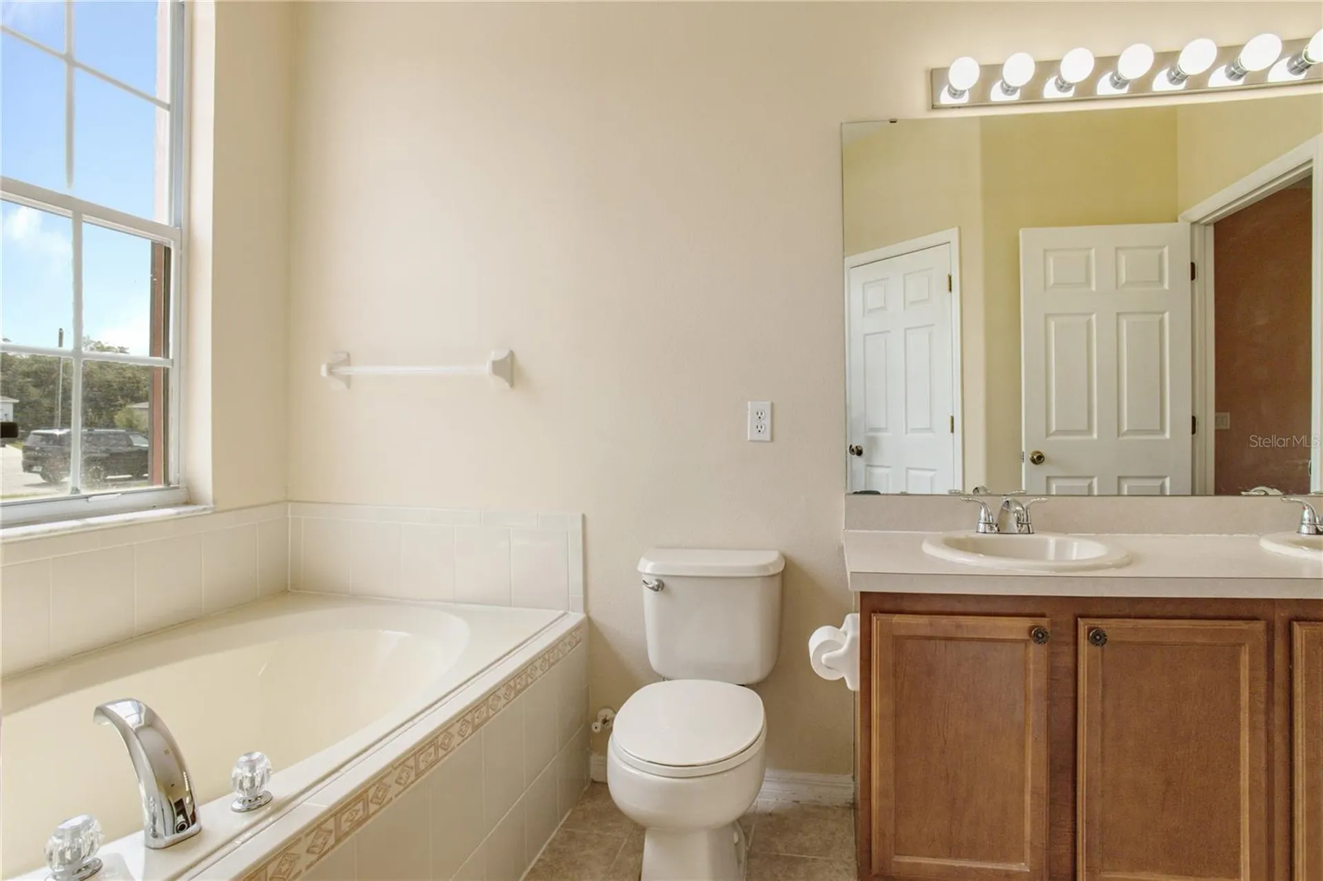 457 Rio Grande Lane Kissimmee FL 34759