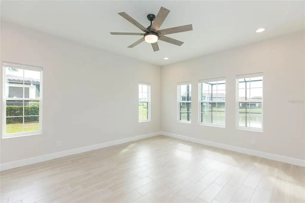 11105 Rustic Timber Loop San Antonio FL 33576