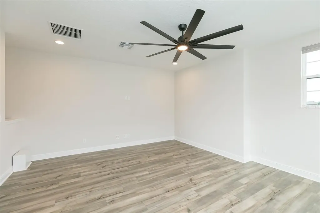 11105 Rustic Timber Loop San Antonio FL 33576