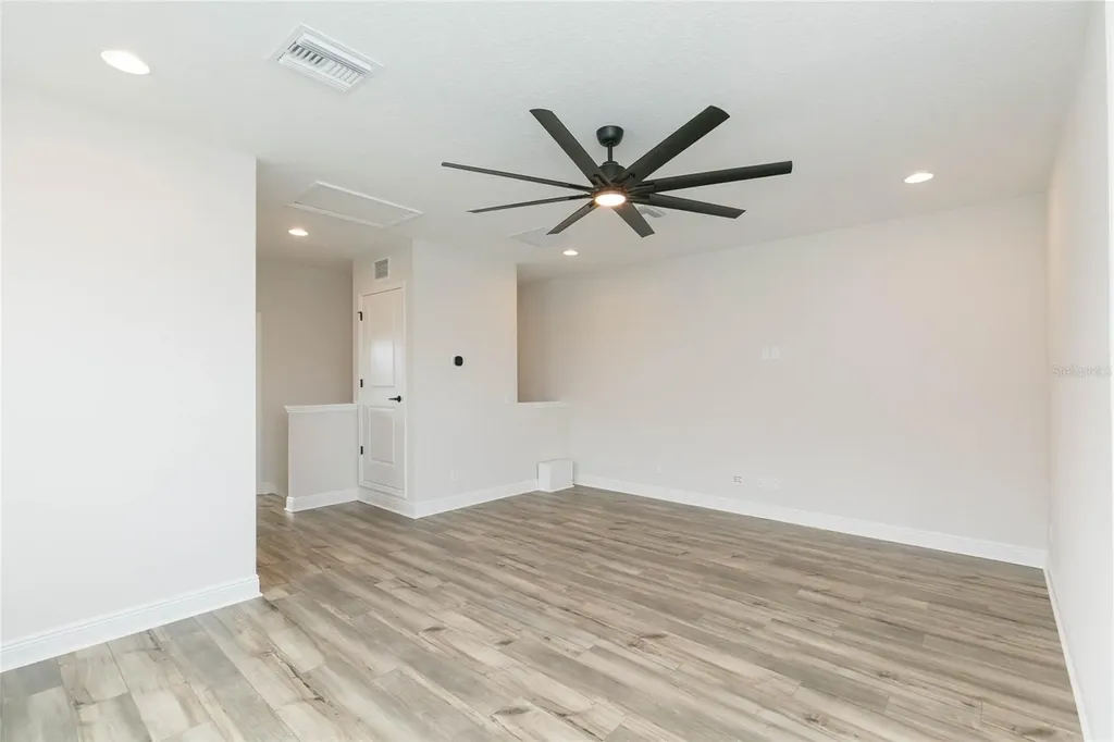 11105 Rustic Timber Loop San Antonio FL 33576