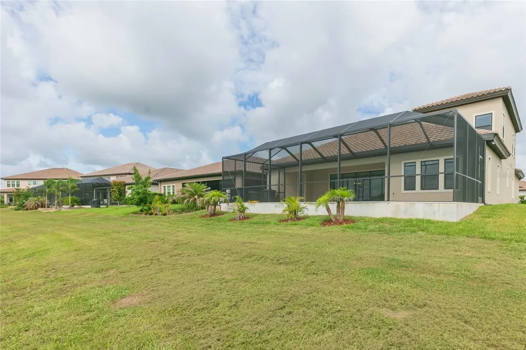 11105 Rustic Timber Loop San Antonio FL 33576