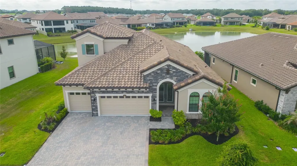 11105 Rustic Timber Loop San Antonio FL 33576
