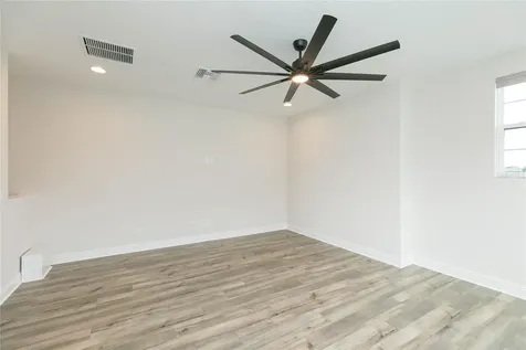 11105 Rustic Timber Loop San Antonio FL 33576