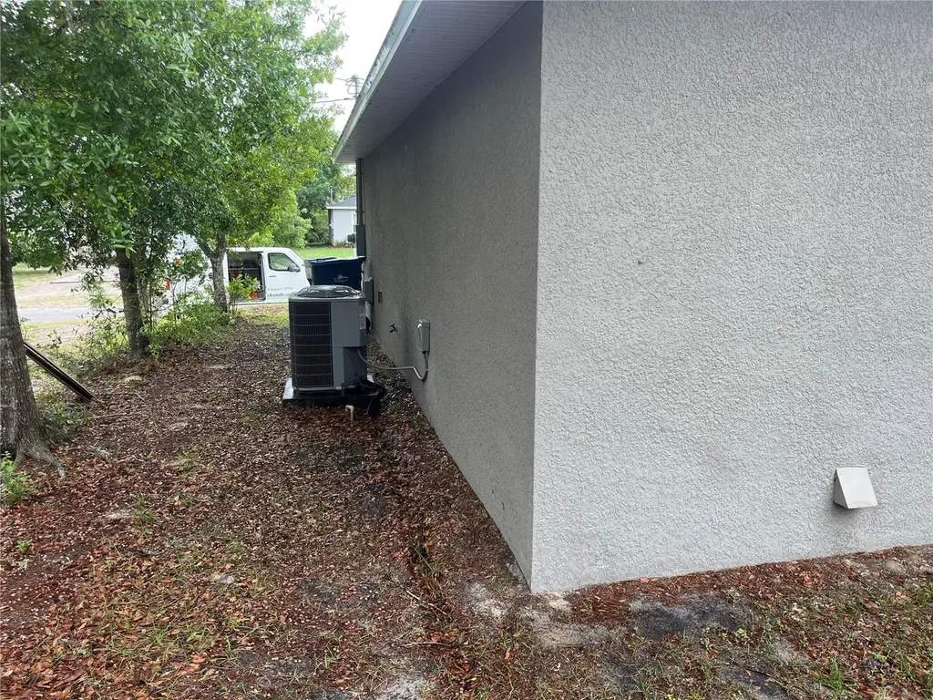 619 Hickory Avenue Orange City FL 32763