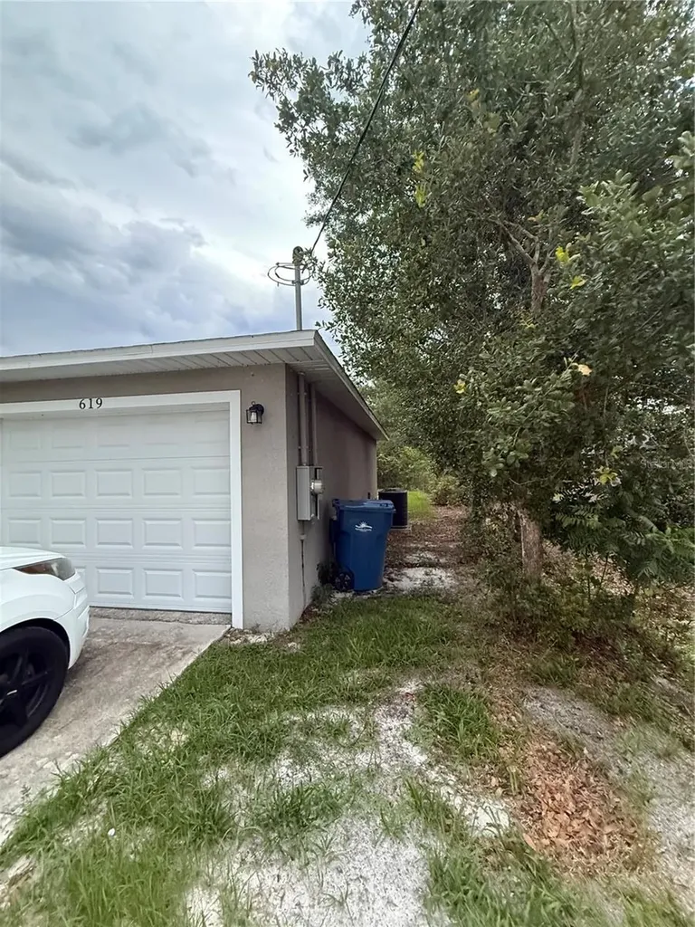 619 Hickory Avenue Orange City FL 32763