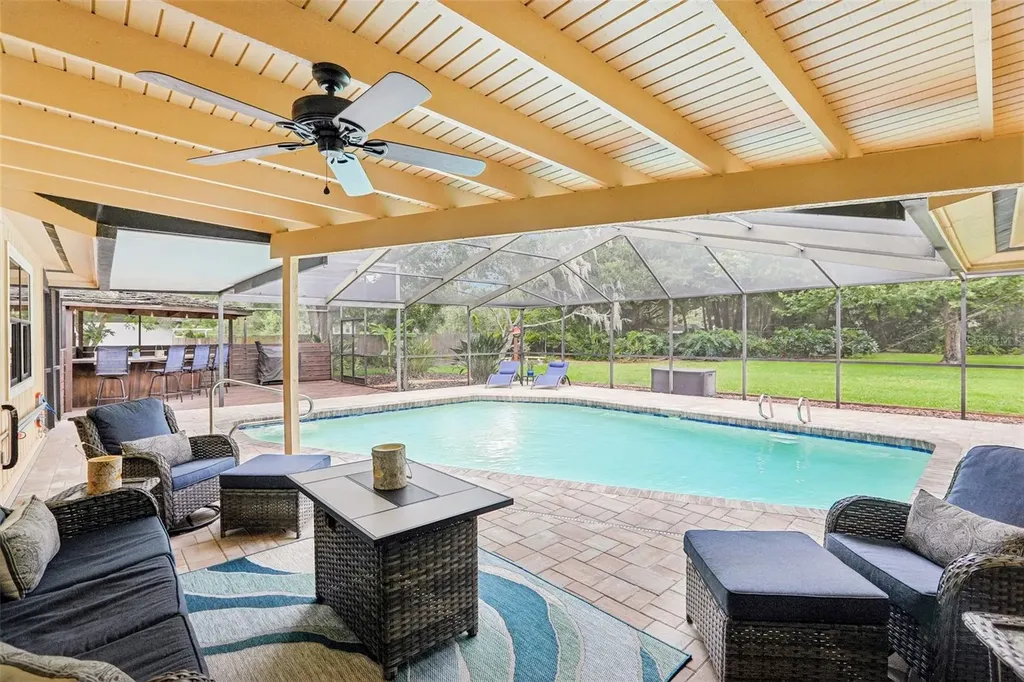 7809 Pineview Drive Odessa FL 33556