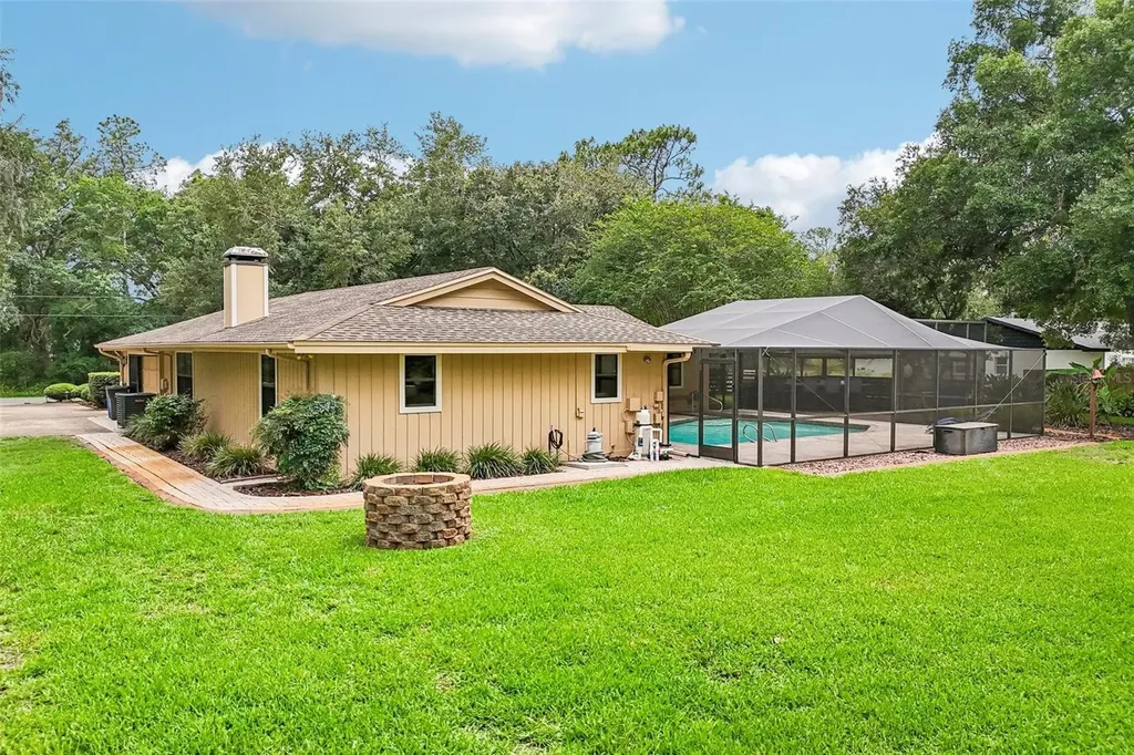 7809 Pineview Drive Odessa FL 33556