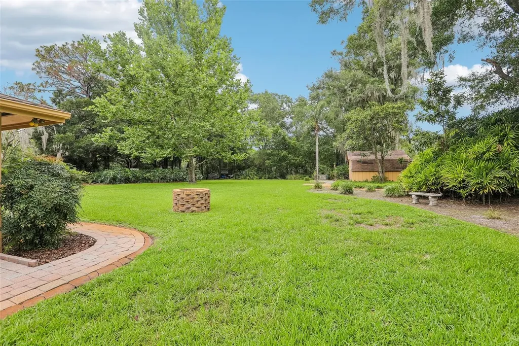 7809 Pineview Drive Odessa FL 33556