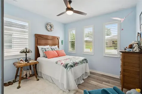 1178 Stratton Avenue Groveland FL 34736