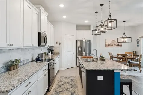 1178 Stratton Avenue Groveland FL 34736
