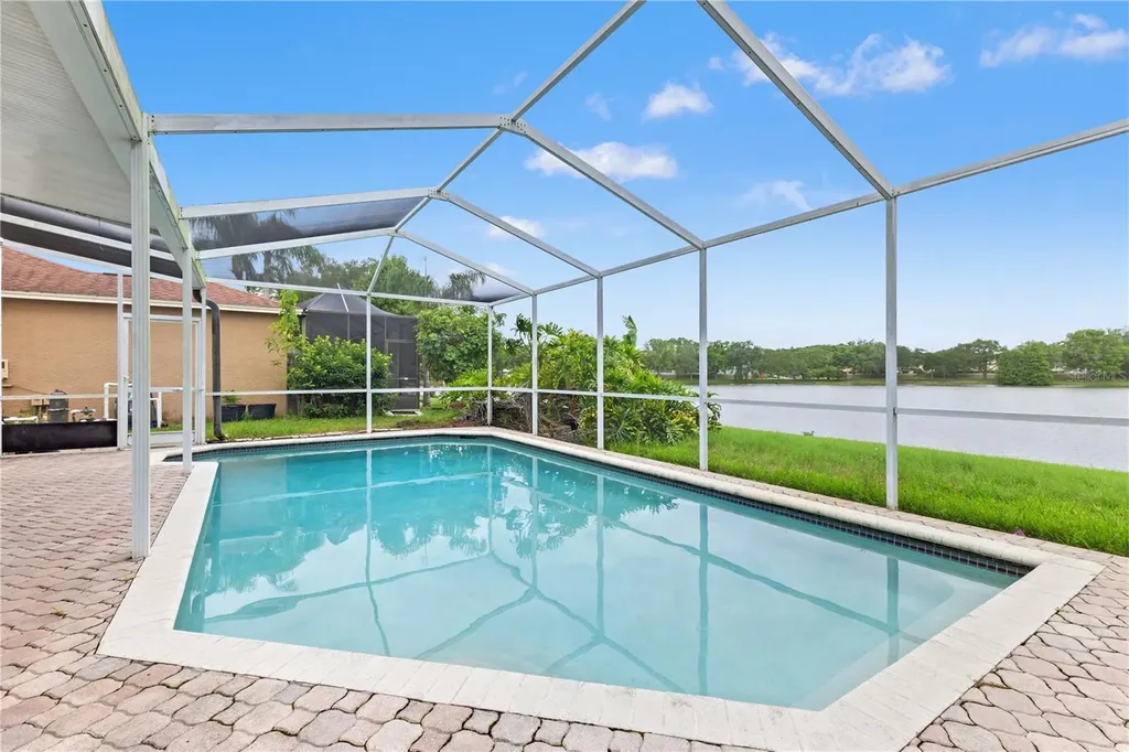 11503 Whispering Hollow Drive Tampa FL 33635