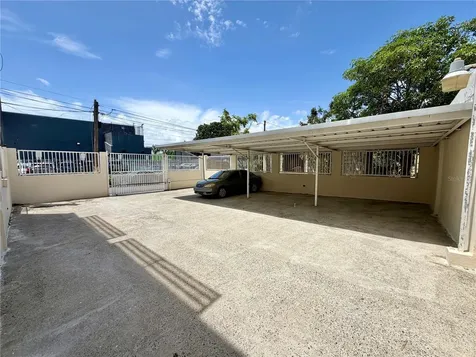 704 Sanchez San Juan PR 00909