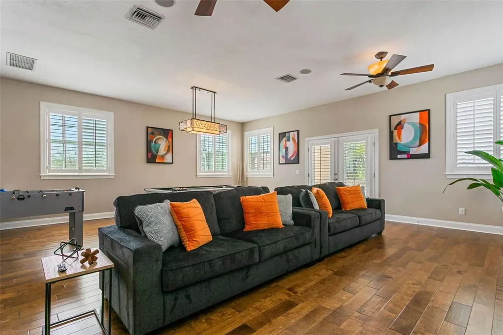 4915 Troydale Road Tampa FL 33615