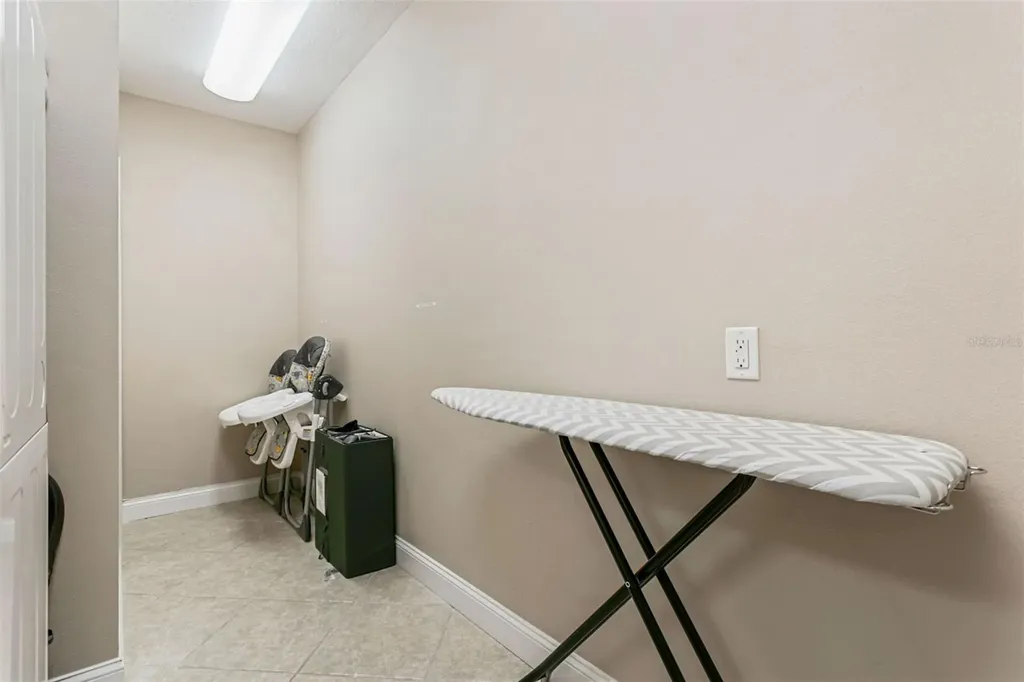 4915 Troydale Road Tampa FL 33615