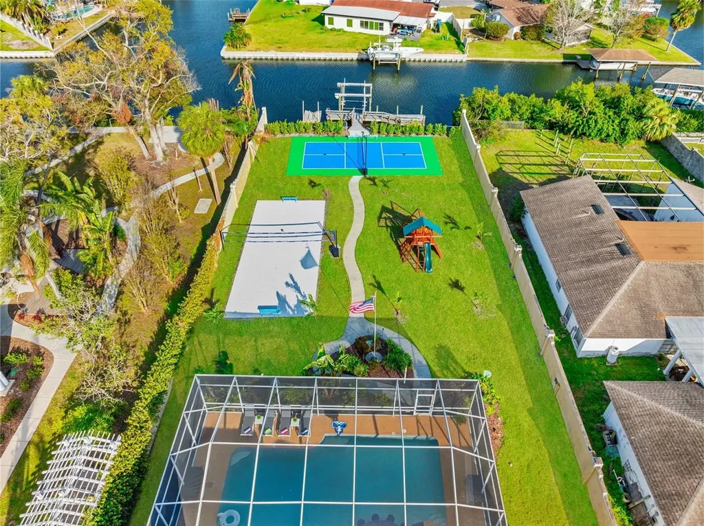 4915 Troydale Road Tampa FL 33615