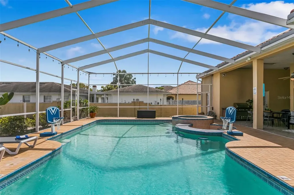 4915 Troydale Road Tampa FL 33615