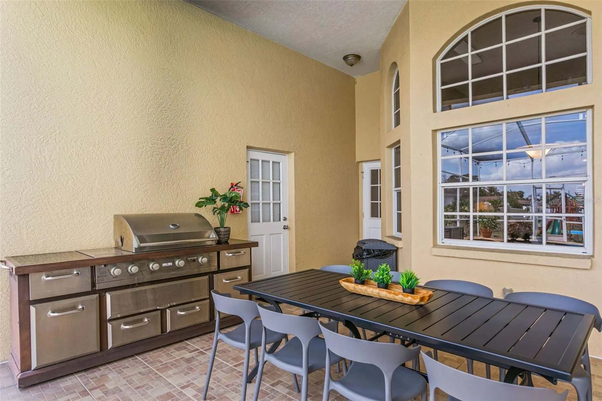 4915 Troydale Road Tampa FL 33615