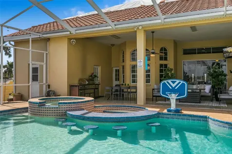 4915 Troydale Road Tampa FL 33615