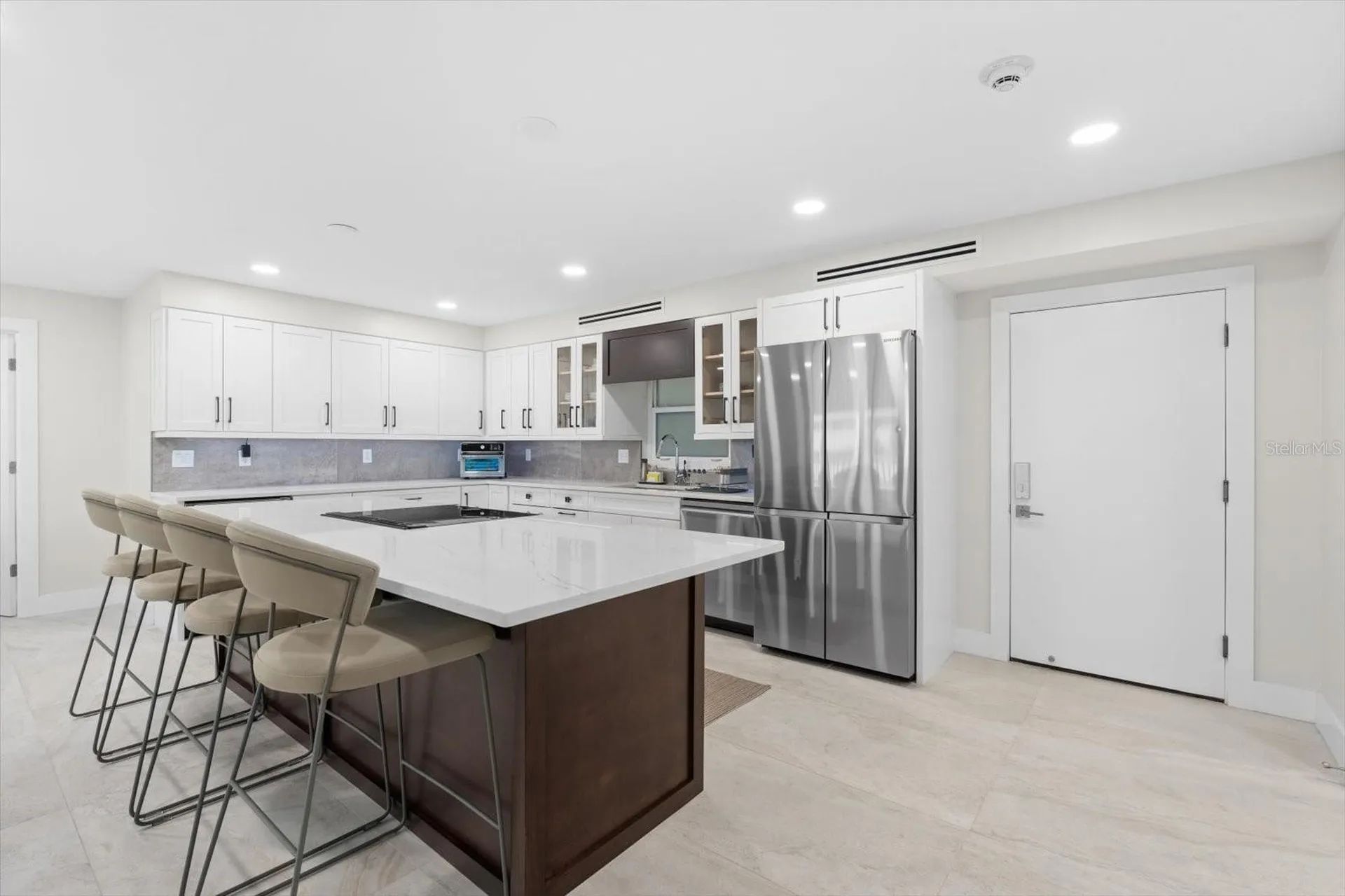 800 Benjamin Franklin Drive Sarasota FL 34236