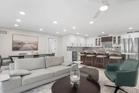 800 Benjamin Franklin Drive Sarasota FL 34236