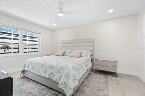 800 Benjamin Franklin Drive Sarasota FL 34236