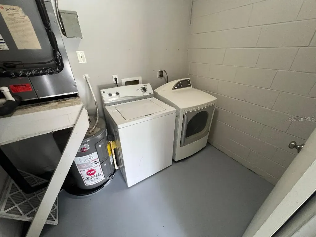 2542 22nd Street Sarasota FL 34234