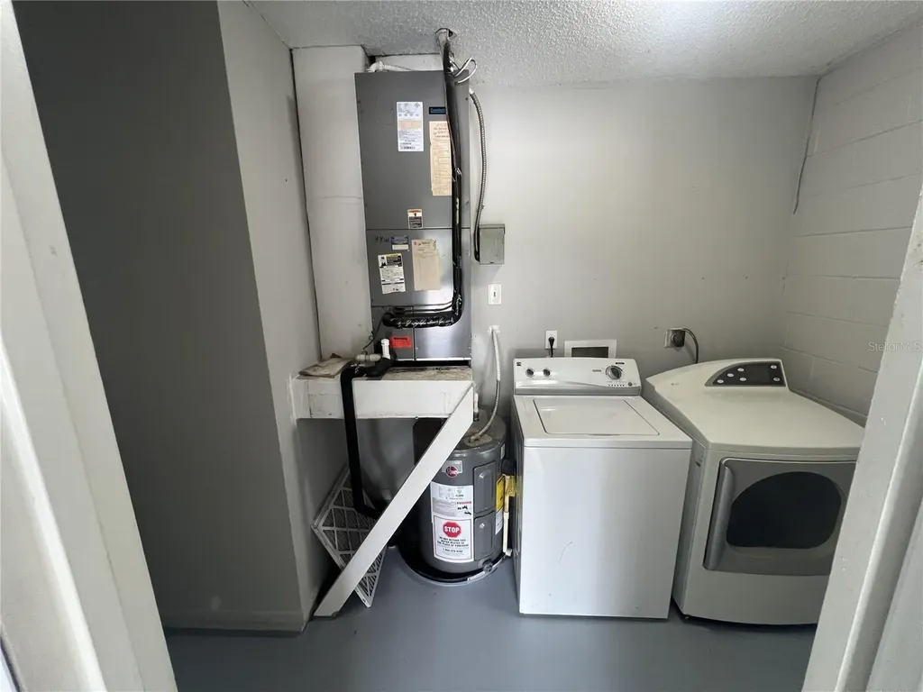 2542 22nd Street Sarasota FL 34234