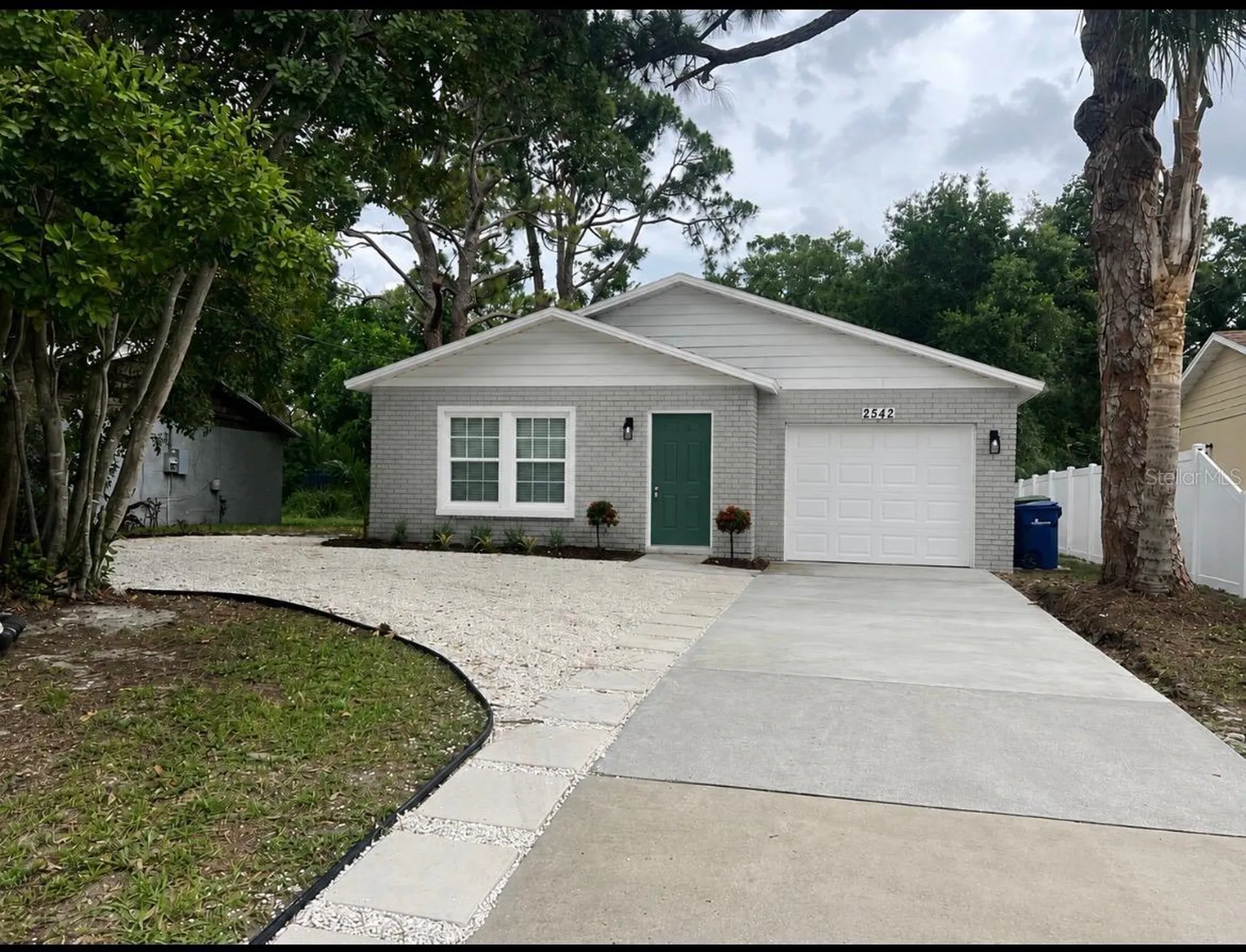 2542 22nd Street Sarasota FL 34234