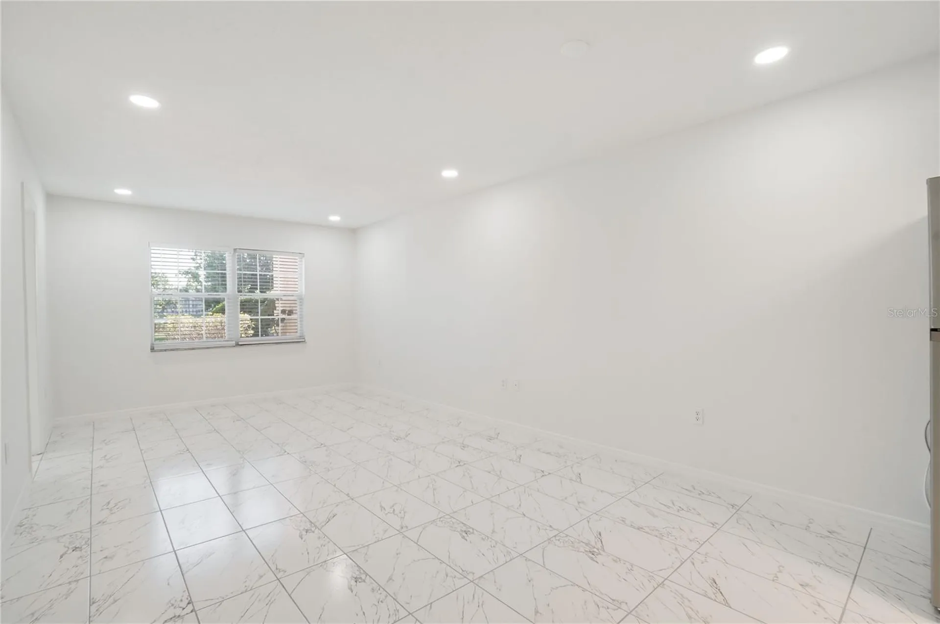 4013 Lake Bayshore Drive Bradenton FL 34205