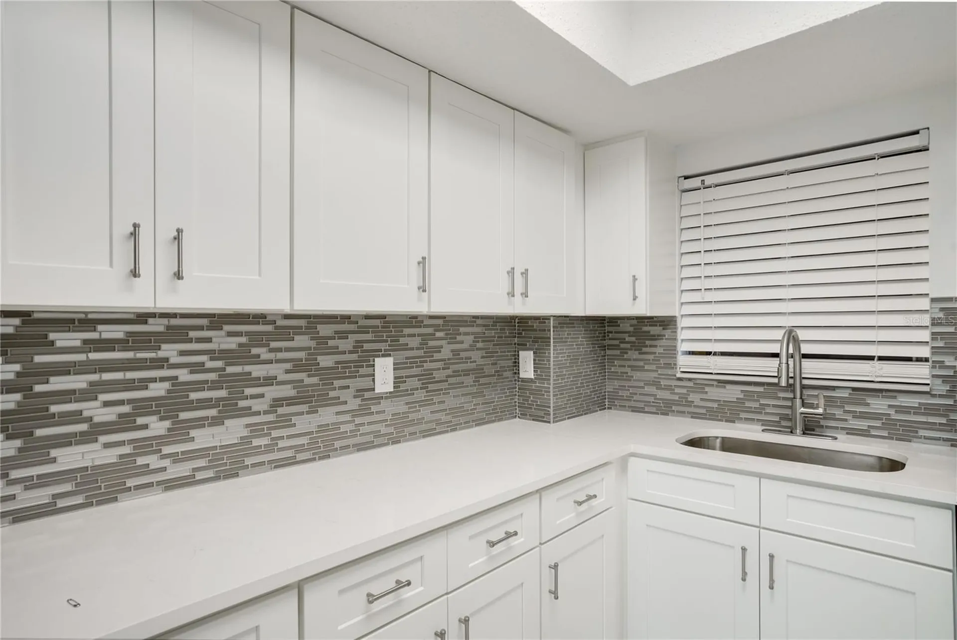 4013 Lake Bayshore Drive Bradenton FL 34205
