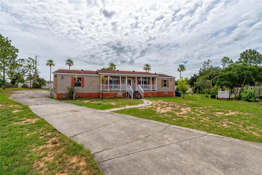 503 W Lemon Street Davenport FL 33837