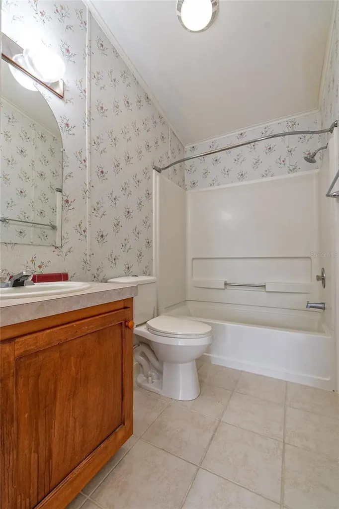 503 W Lemon Street Davenport FL 33837