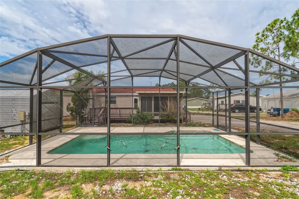 503 W Lemon Street Davenport FL 33837