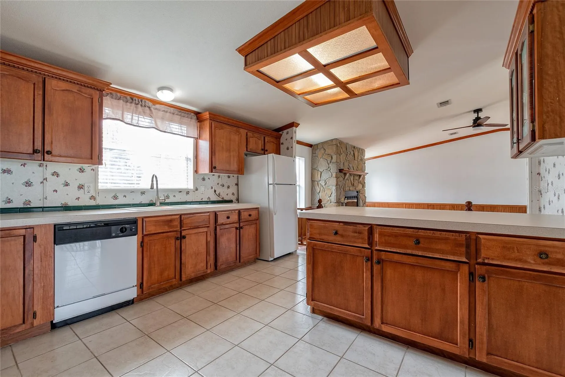 503 W Lemon Street Davenport FL 33837