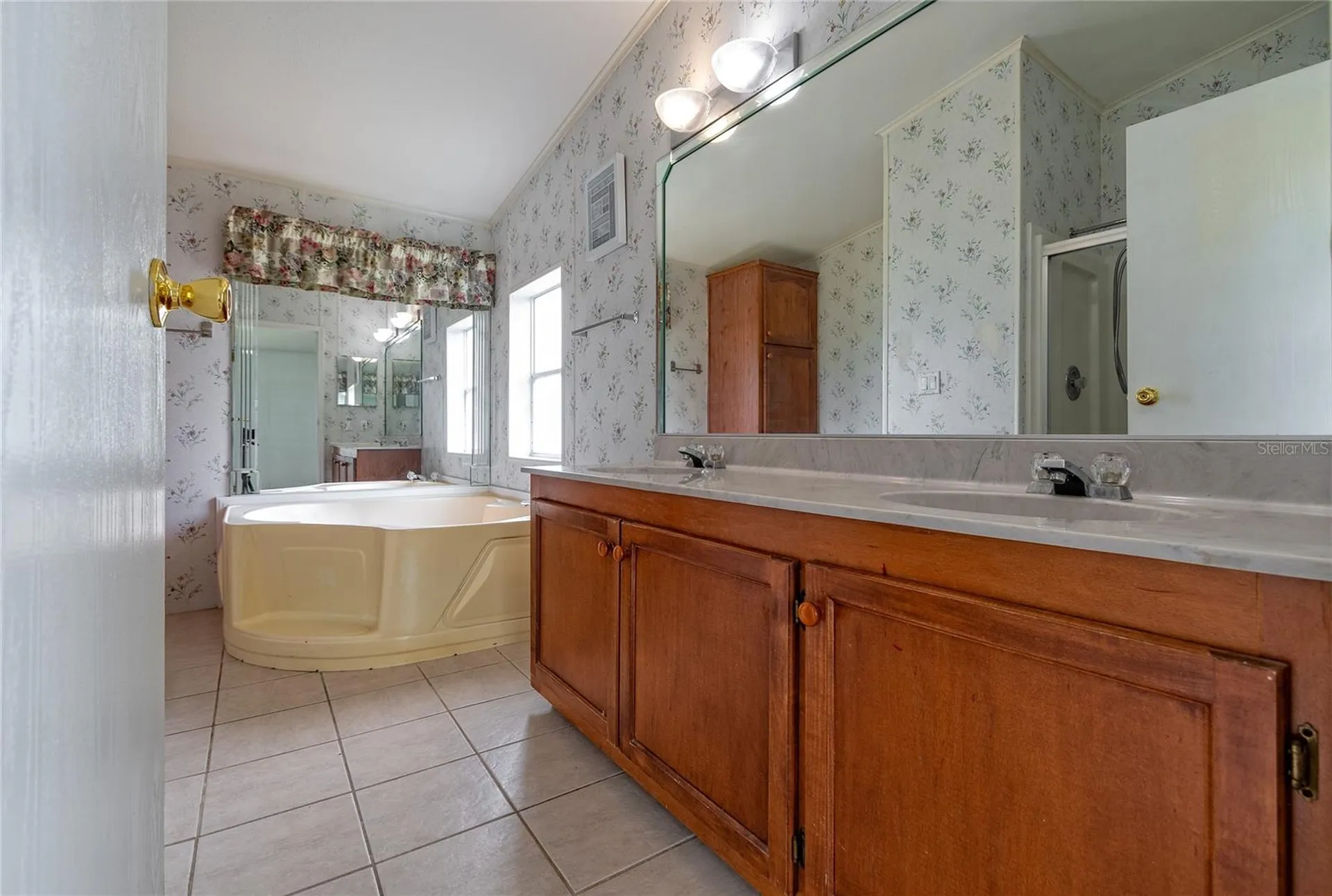 503 W Lemon Street Davenport FL 33837