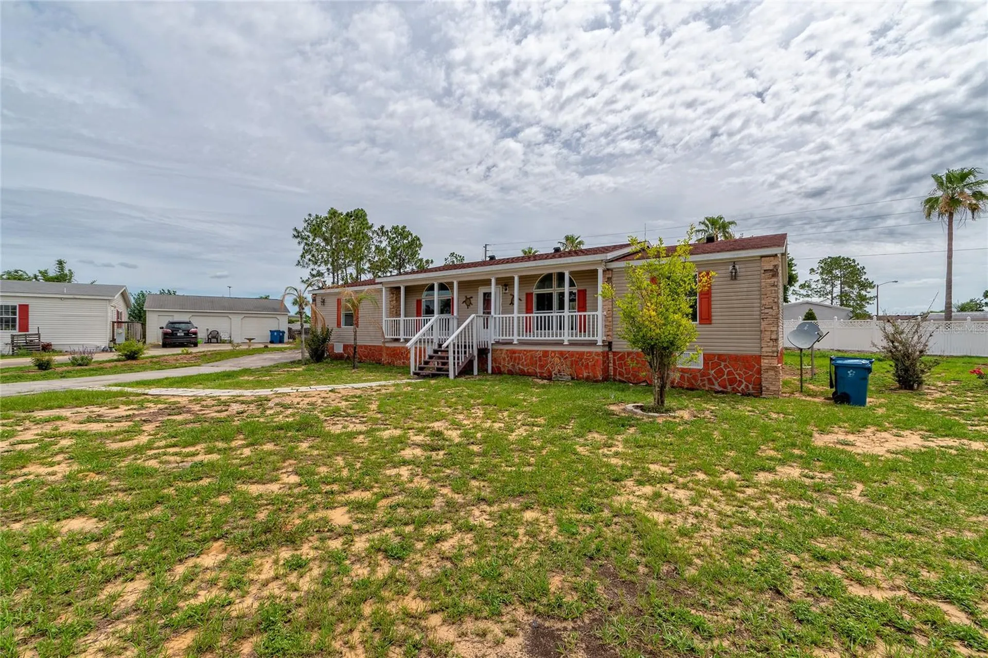 503 W Lemon Street Davenport FL 33837
