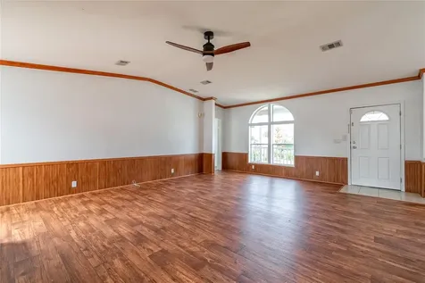 503 W Lemon Street Davenport FL 33837
