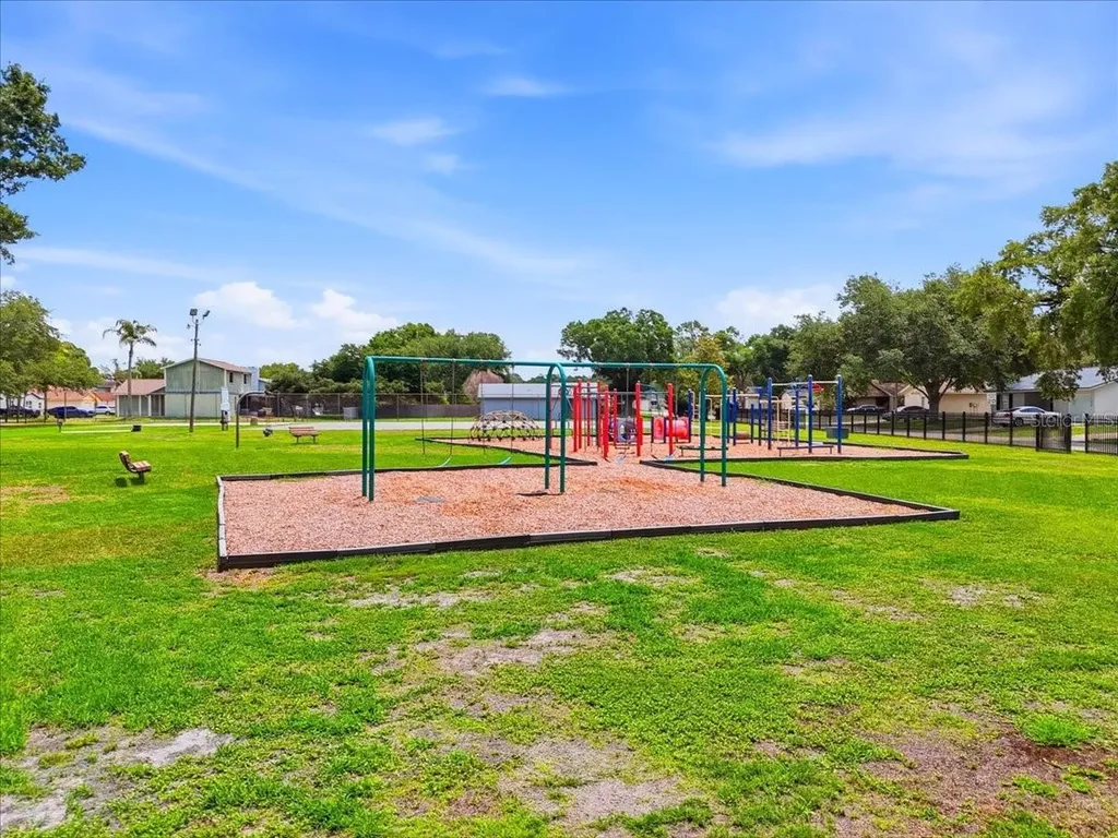 1422 Periwinkle Court Lakeland FL 33811