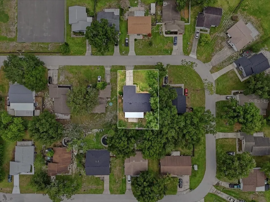 1422 Periwinkle Court Lakeland FL 33811