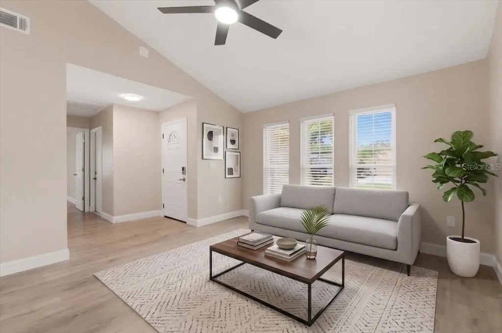 1422 Periwinkle Court Lakeland FL 33811