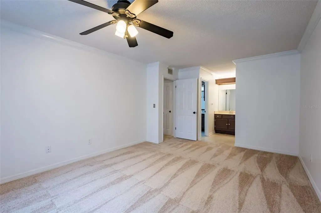 3164 Valley Oaks Drive Tampa FL 33618