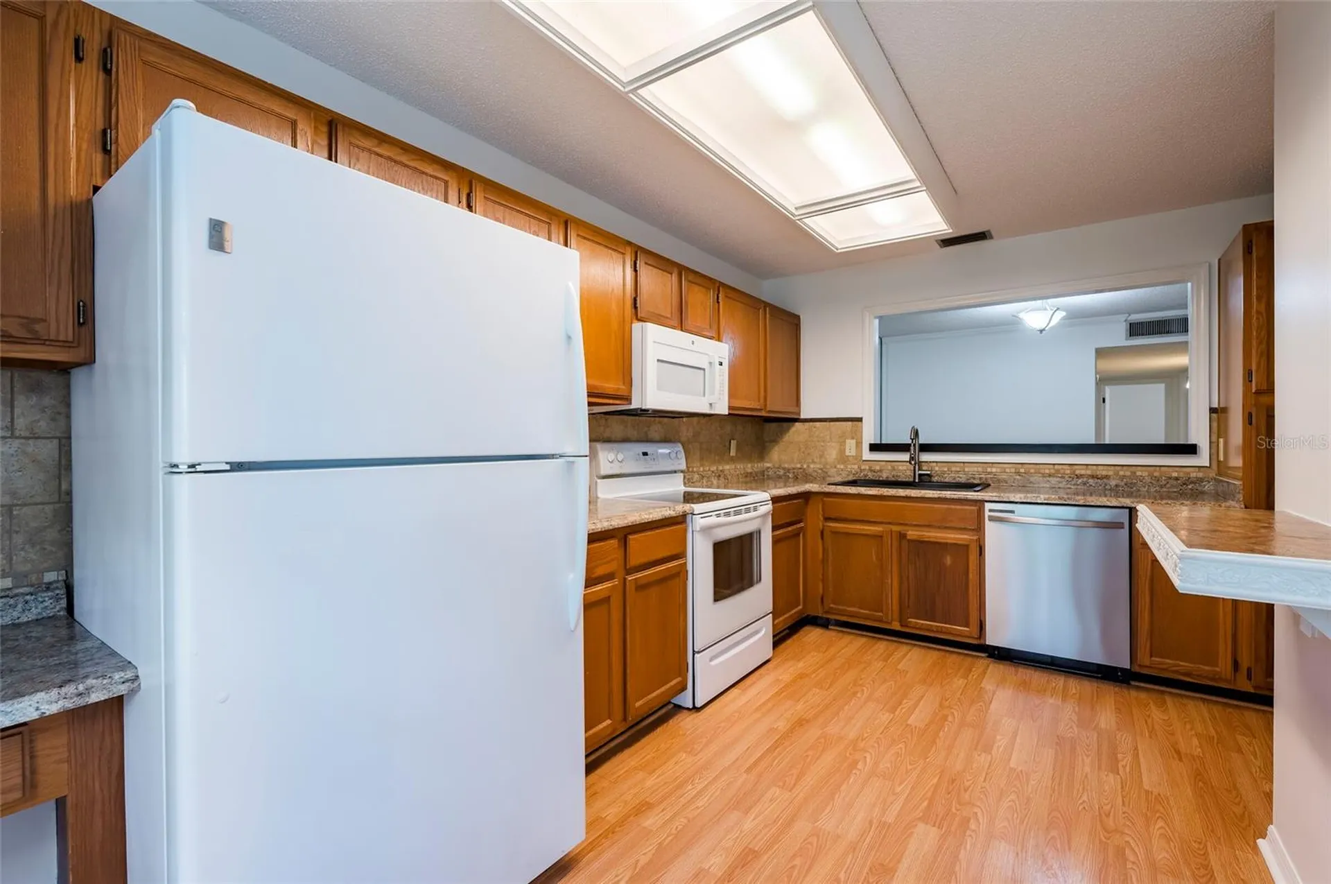 3164 Valley Oaks Drive Tampa FL 33618