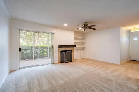 3164 Valley Oaks Drive Tampa FL 33618